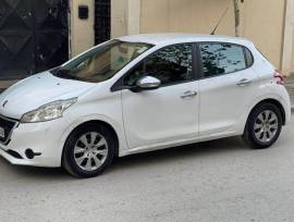 Peugeot, 208