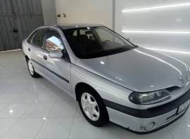 Renault, Laguna