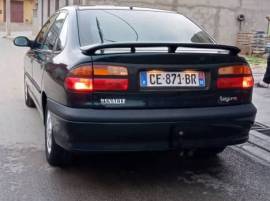 Renault, Laguna