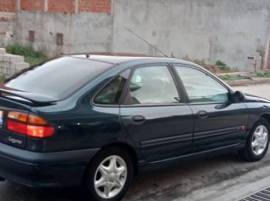 Renault, Laguna