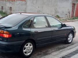 Renault, Laguna