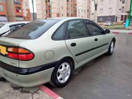 Renault, Laguna