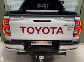 Toyota, Hilux