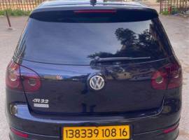 Volkswagen, Golf R32