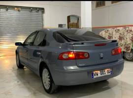 Renault, Laguna