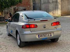 Renault, Laguna