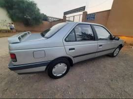 Peugeot, 405