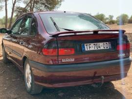 Renault, Laguna