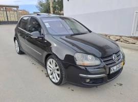 Volkswagen, Golf5